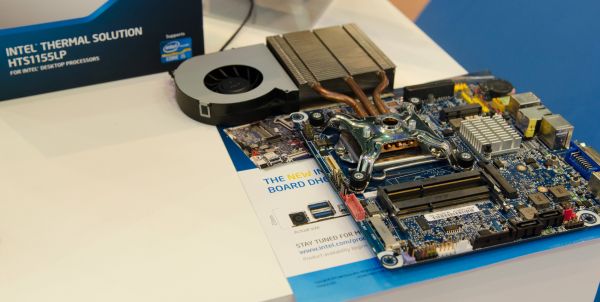 http://images.anandtech.com/doci/4394/DSC_3507_575px.jpg