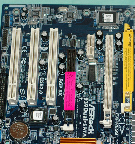 pci e x16. Here, you can see the PCIe x16