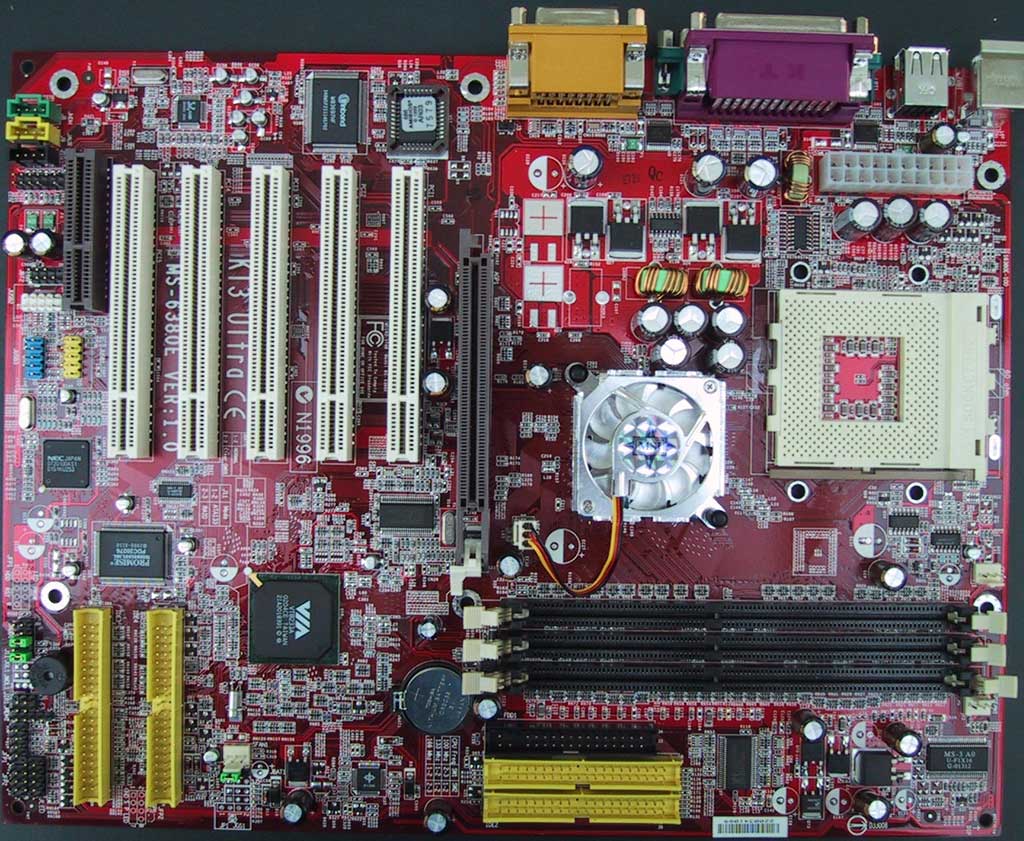 http://images.anandtech.com/reviews/motherboards/roundups/2002/Q2/KT333/msikt333.jpg