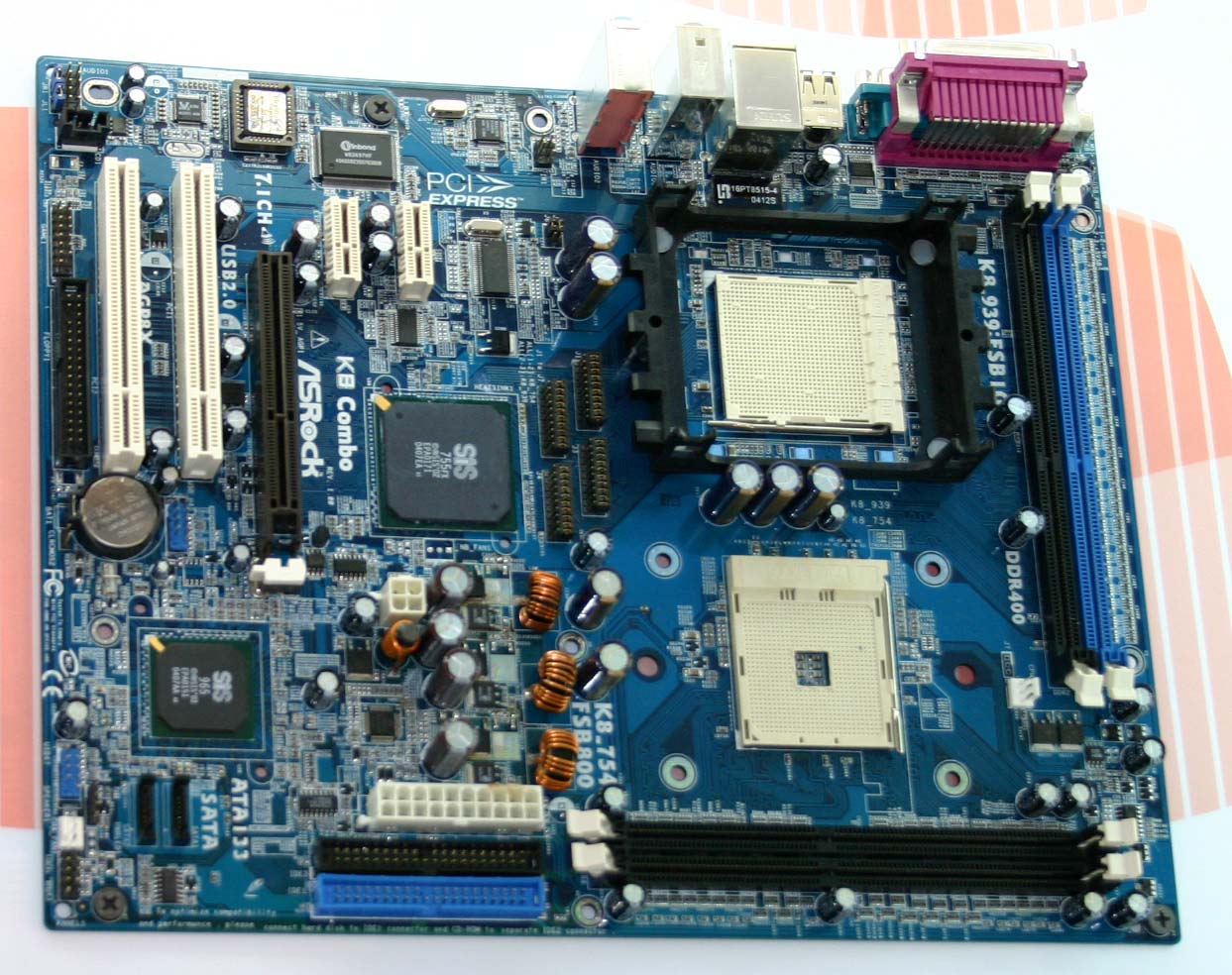 http://images.anandtech.com/reviews/shows/computex/2004/prelim/asrock_dual_p4.jpg