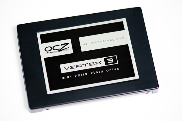 http://images.anandtech.com/reviews/storage/OCZ/Vertex3/240/_DSC5313sm.jpg