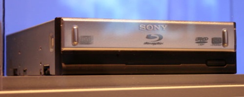 http://images.anandtech.com/reviews/tradeshows/2006/CES/day3/sonybdrom.jpg