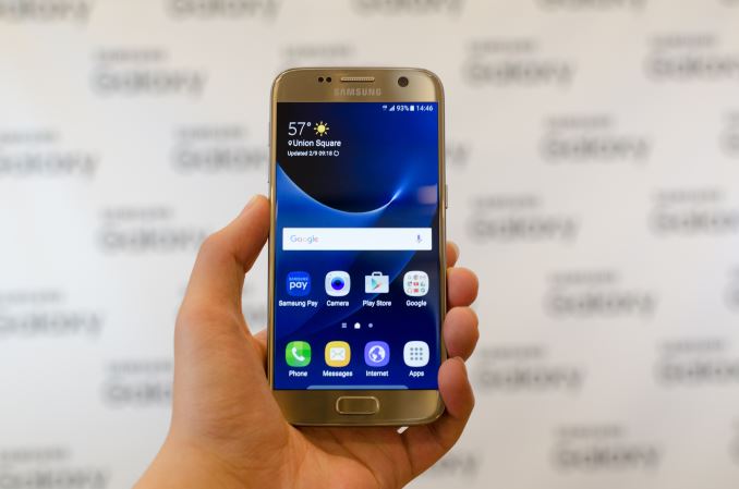 Hands On With The Samsung Galaxy S7 And S7 Edge