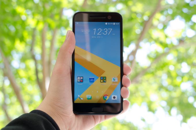 Hands On With The HTC 10: A Fresh Start