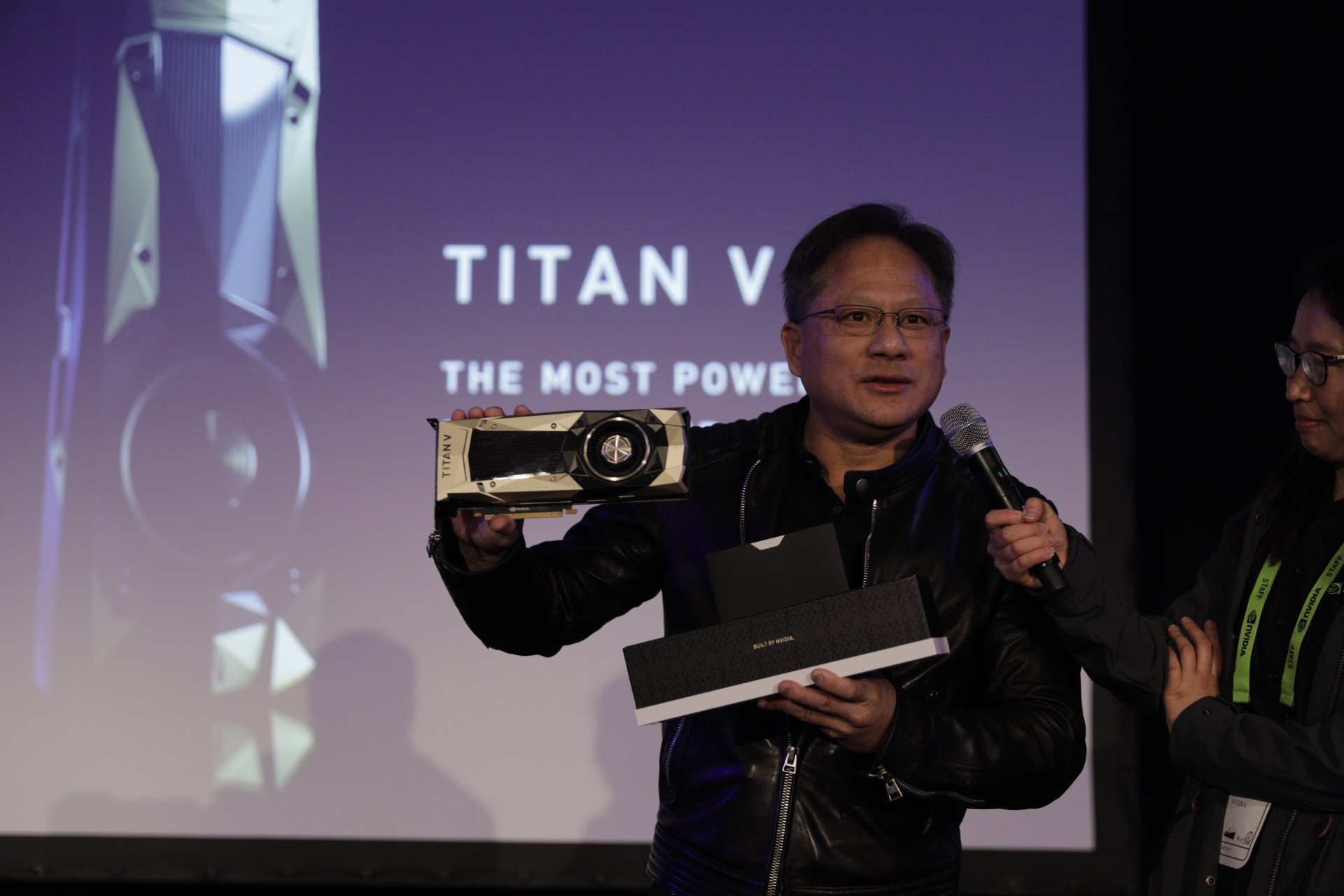Kig forbi dårligt Hotellet The NVIDIA Titan V Preview - Titanomachy: War of the Titans