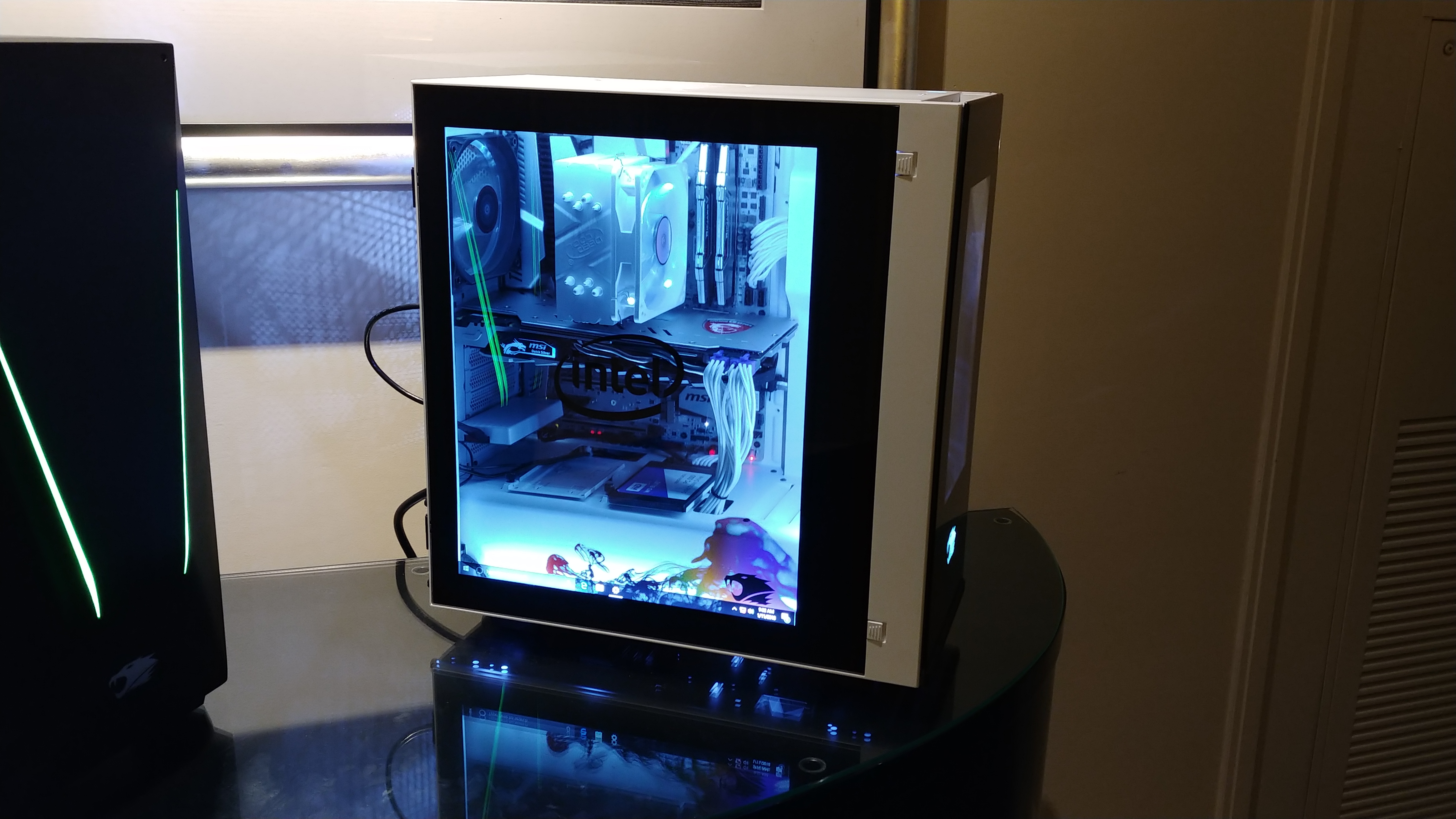 Pc Case With Screen Side Panel