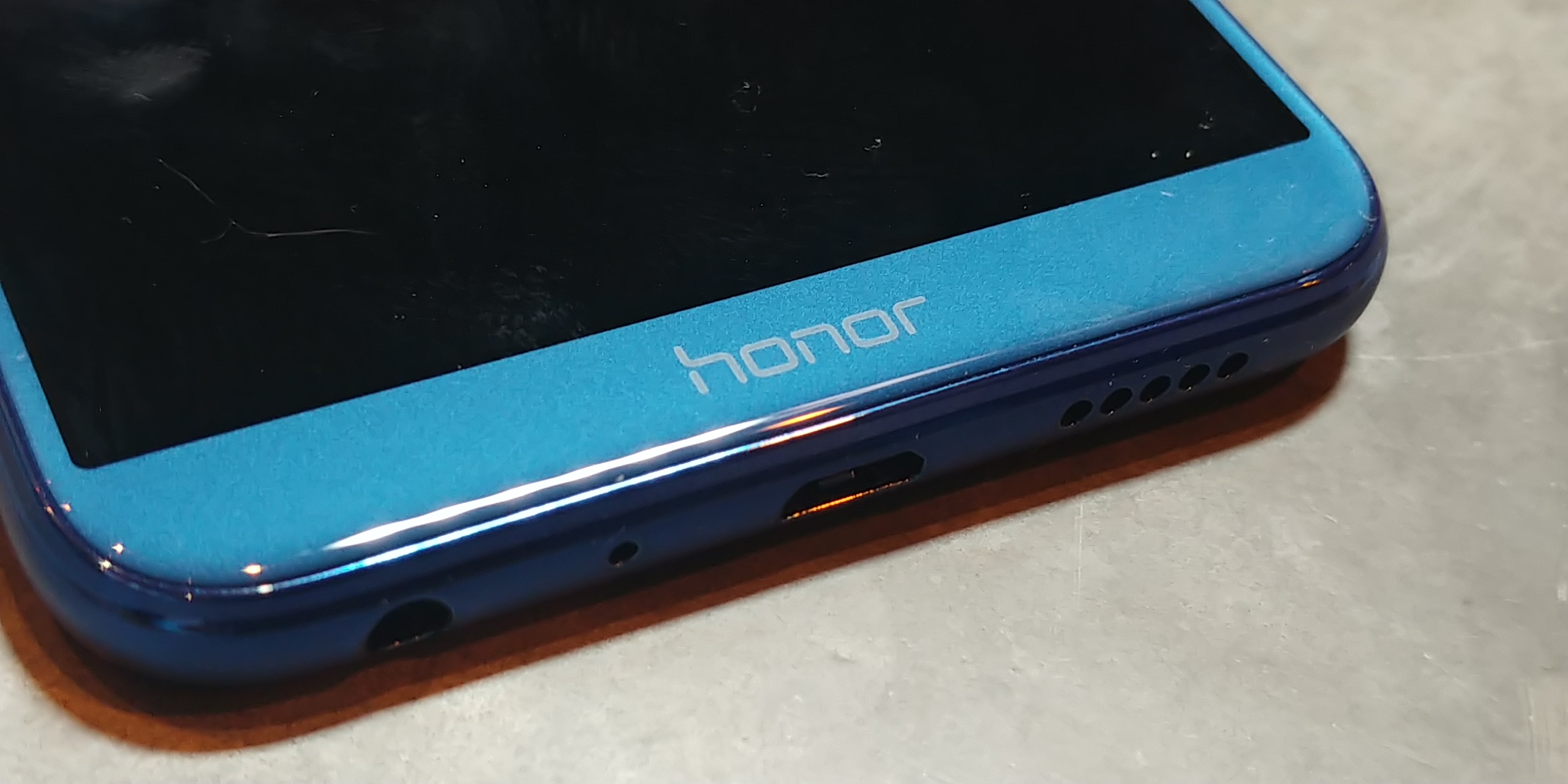 Замена защитного стекла на honor 9 lite