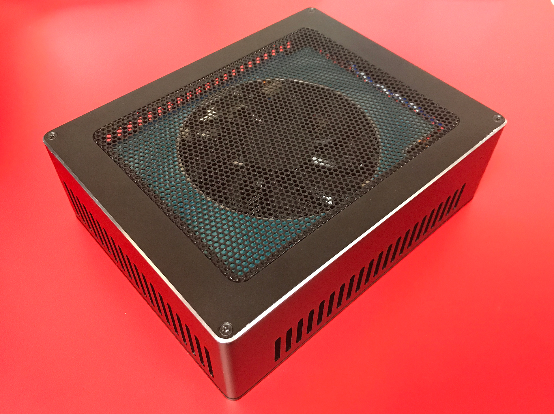 Rådne Held og lykke Plantation PowerColor Shows Off Tiny Thunderbolt 3 External GPU Boxes Money Can't Buy
