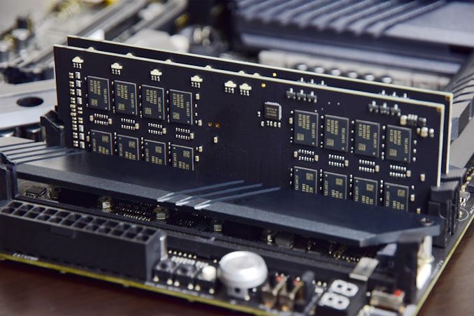 Double Height DDR4: 32GB Modules from G.Skill and ZADAK