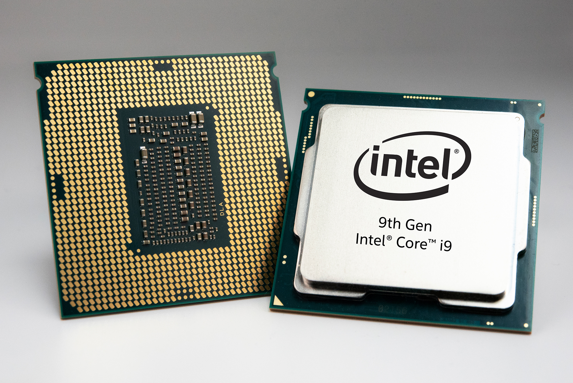 intel Core i9 9900KF - タブレット
