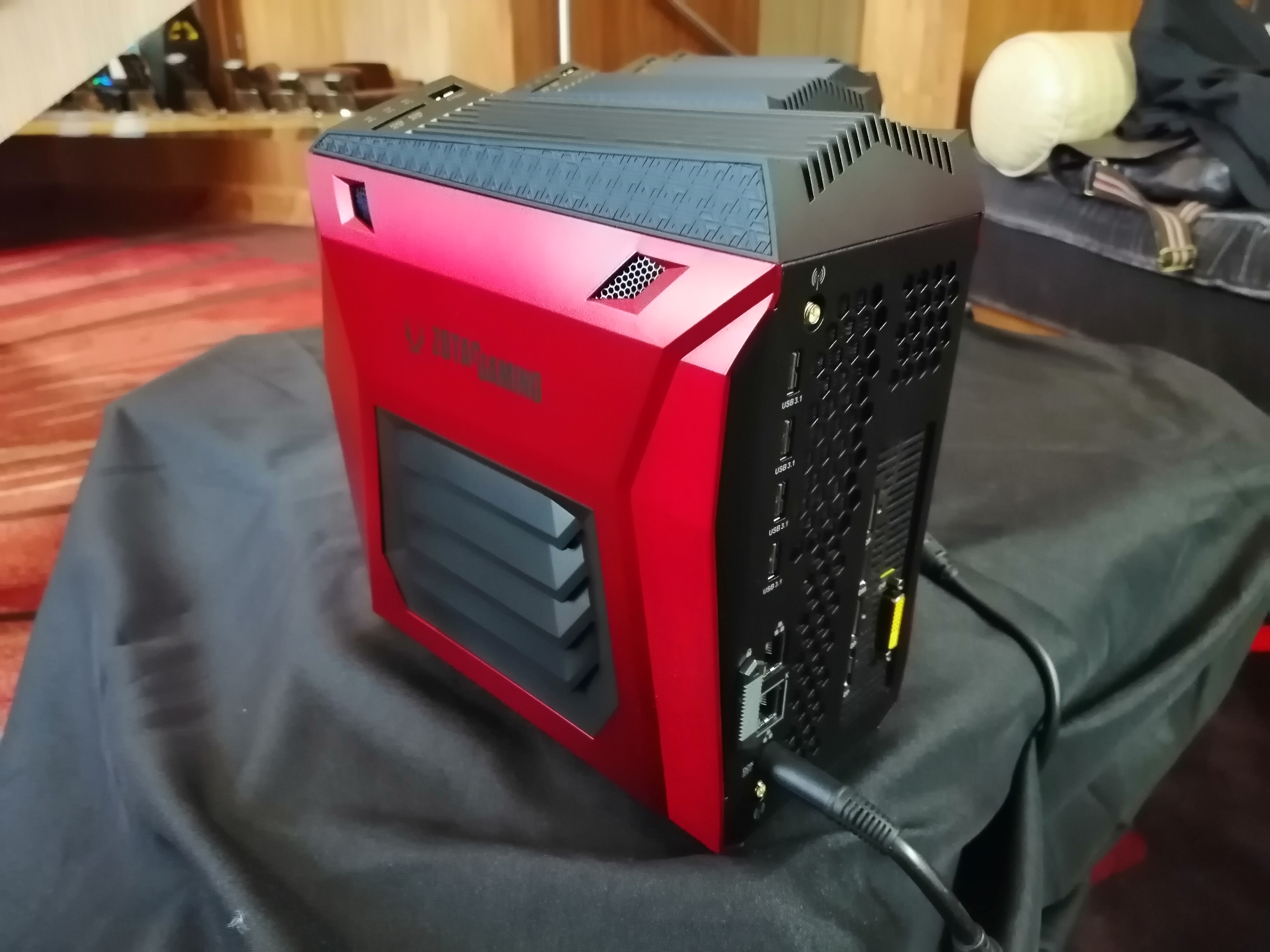 Mek Mini : le mini PC gamer de Zotac passe aux RTX Super