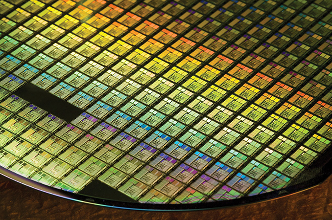 semiconductor_wafer_678_678x452_575px.jp