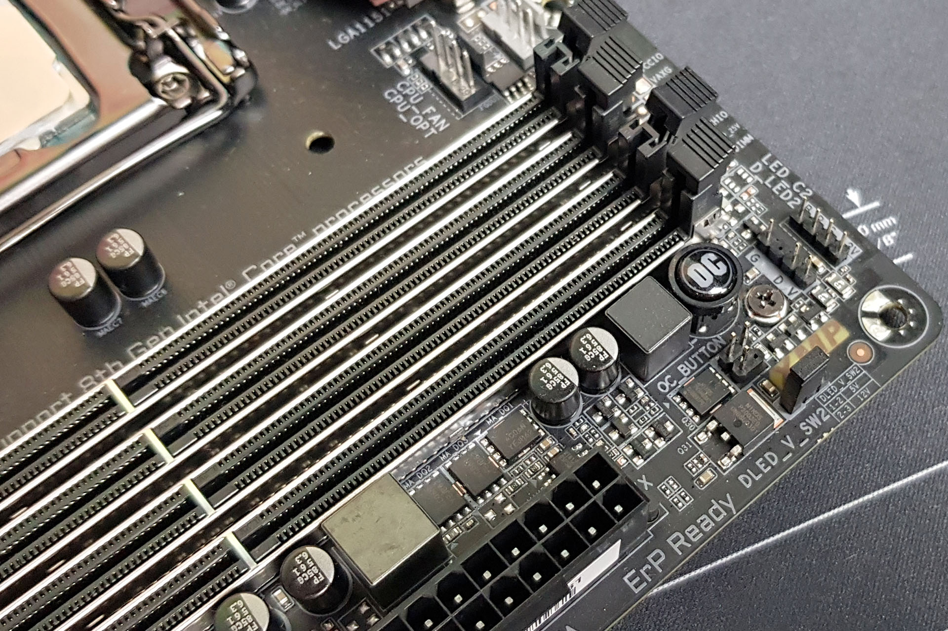 Visual Inspection The Gigabyte Z390 Aorus Master Motherboard Review Solid But Not Special