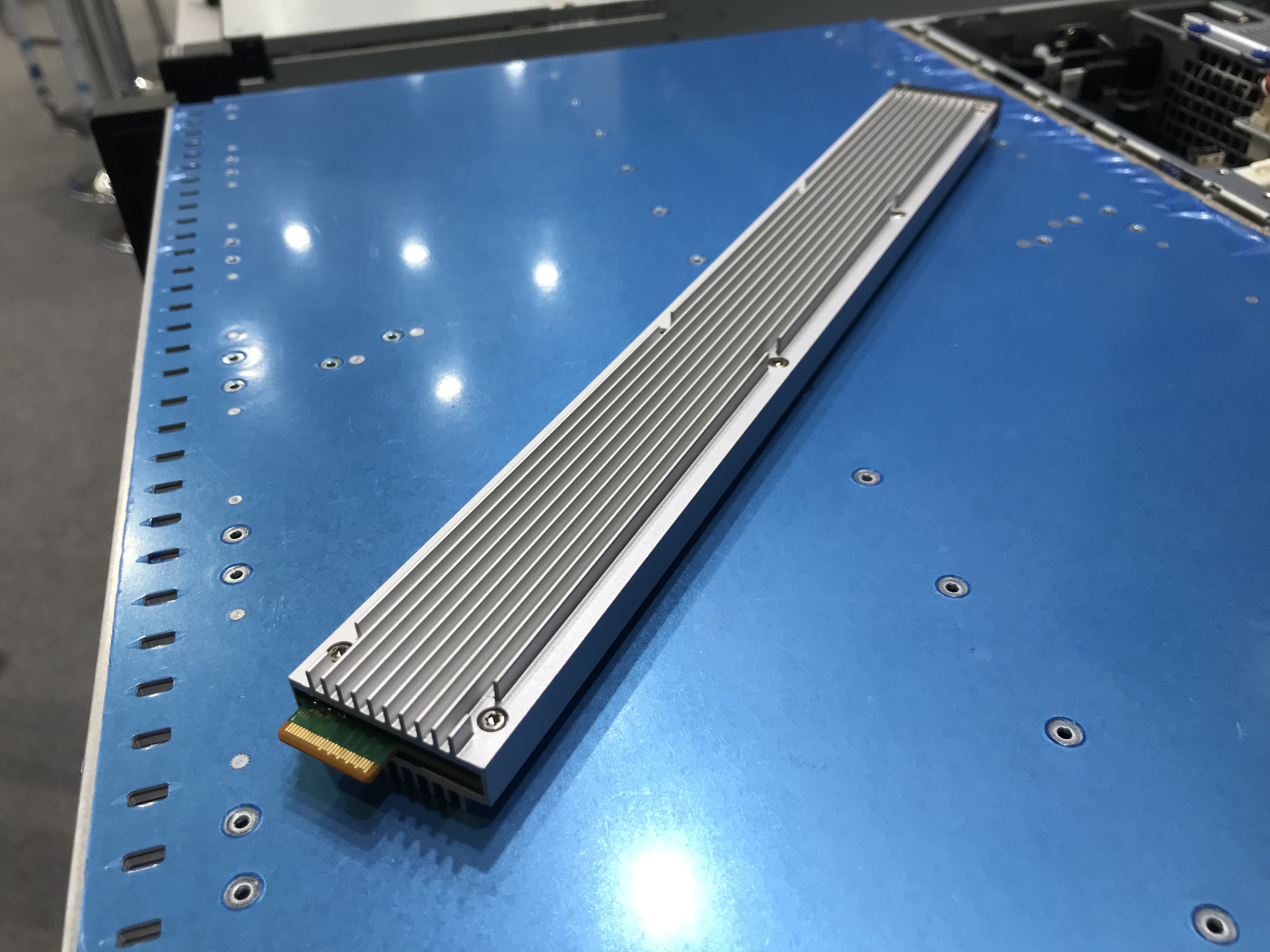 Spotted at Computex: An AMD EPYC-Based System with 108 Intel Ruler 