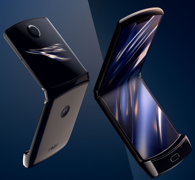 Motorola Brings Back The Razr Flip Phone In