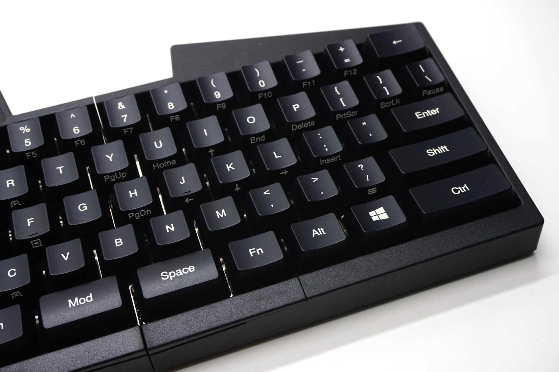 Ultimate Hacking Keyboard: Gimmick or serious productivity tool?