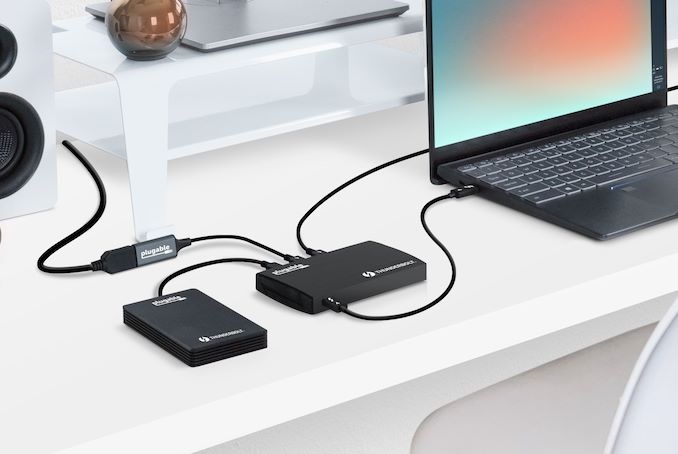 Plugable Thunderbolt 4 Hub  Thunderbolt Technology Community