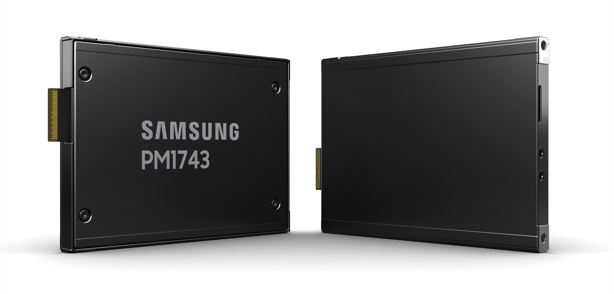 Samsung PM1743 - First Samsung PCIe 5.0 SSD 