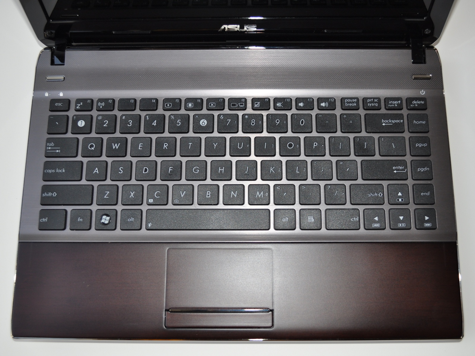 Тест клавиатуры на ноутбуке