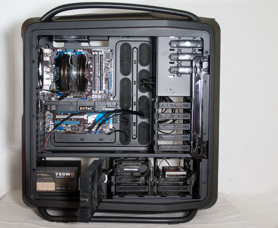 Assembling the Cooler Master Cosmos II - Cooler Master Cosmos II