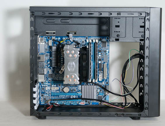 Assembling the Fractal Design Core 1000 - Design Core How Little is Too Little