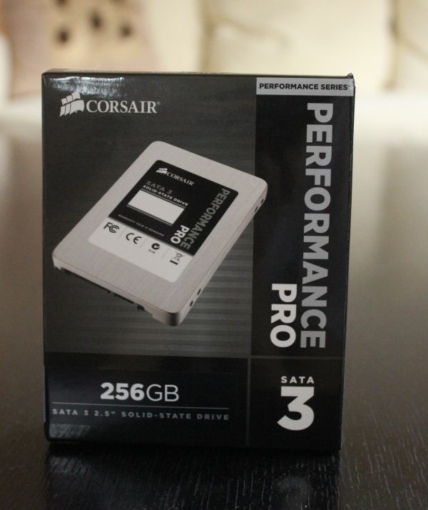 Susteen æstetisk overrasket Corsair Performance Pro Packaging and Internals, Test Setup - Corsair  Performance Series Pro (256GB) Review