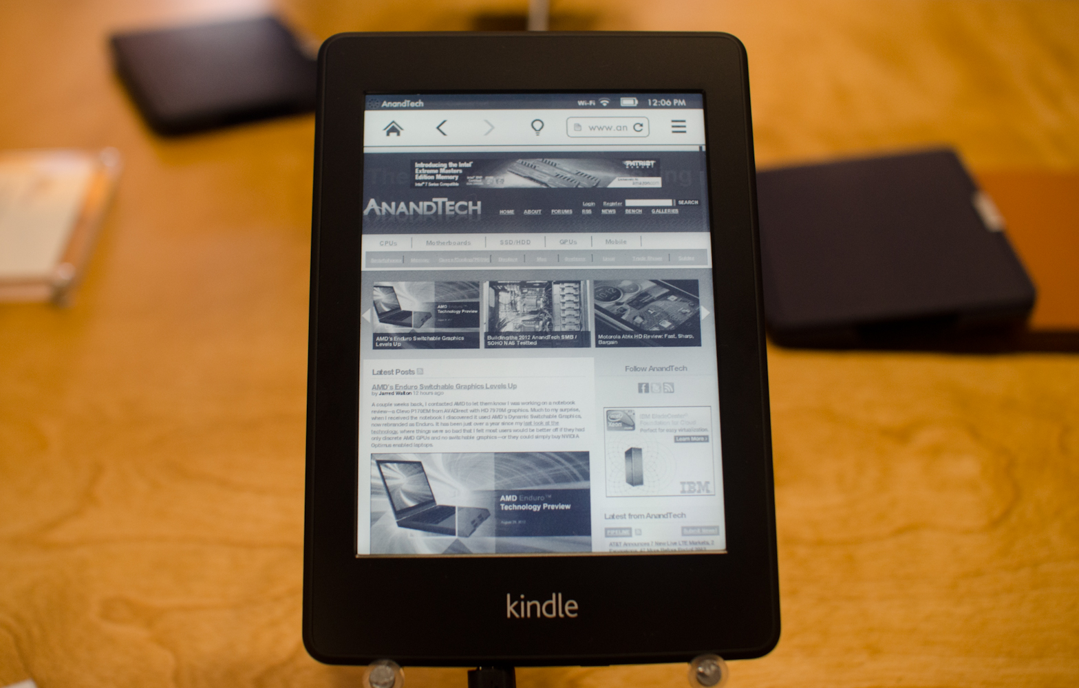 Kindle Paperwhite A Direct Competitor To The Nook Touch Glowlight