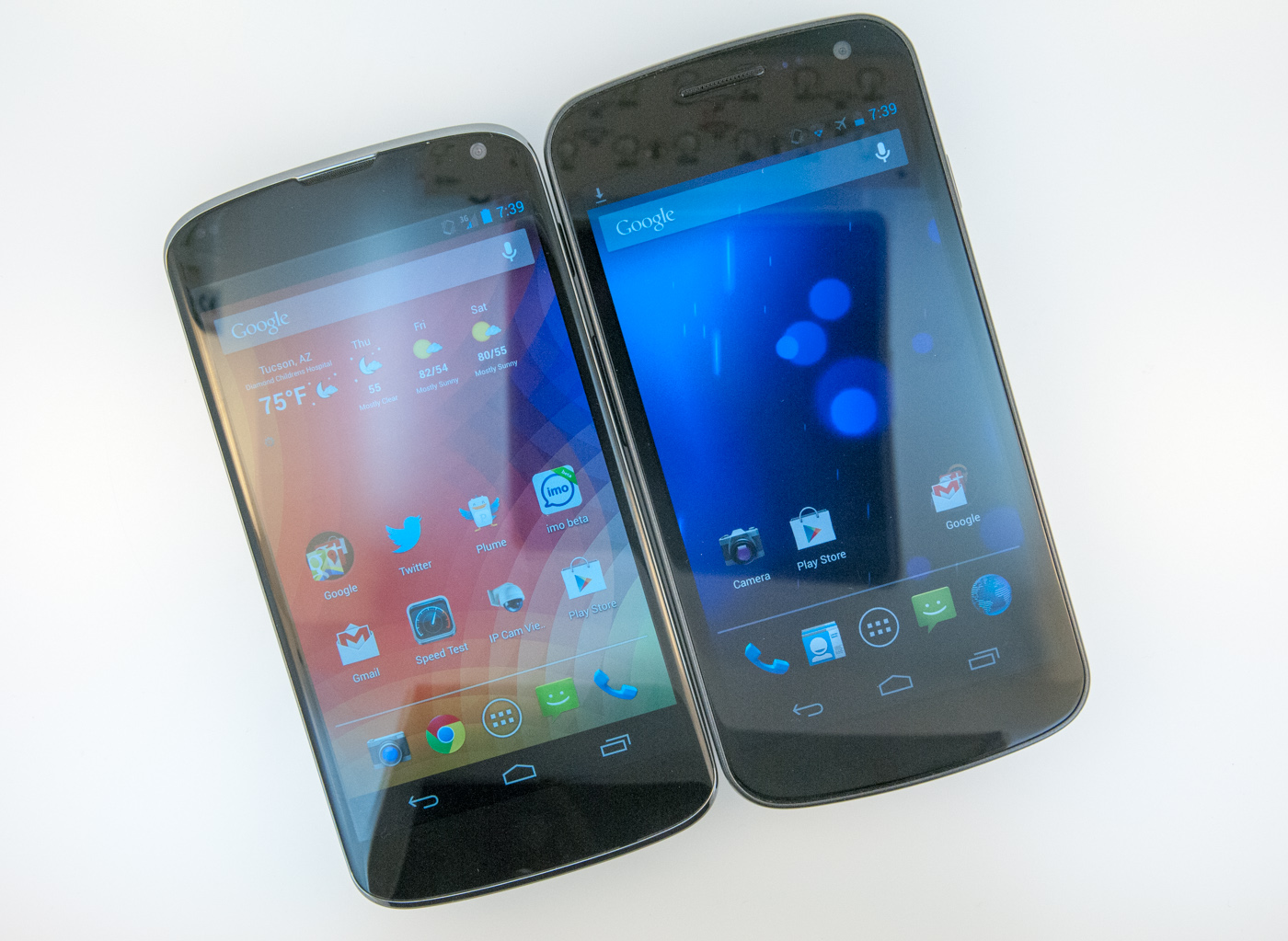 Nexus 4 com CyanogeMod 14: mais uma ROM extraoficial do Android 7.1  desembarca no aparelho 