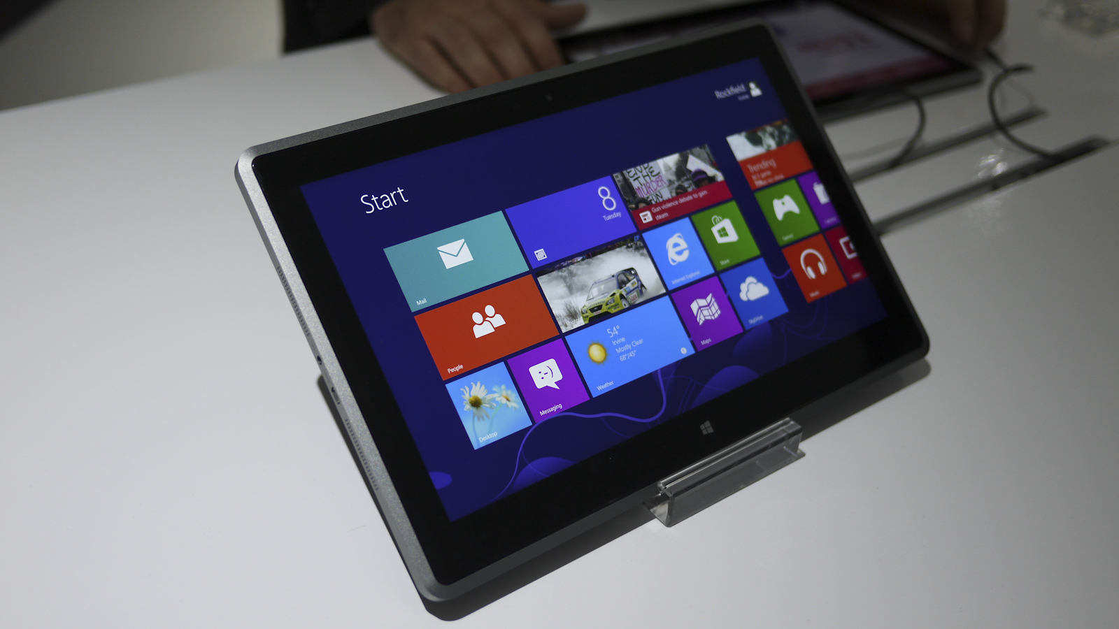 Vizio's AMD Z60 Hondo-based Windows 8 Tablet PC at CES 2013
