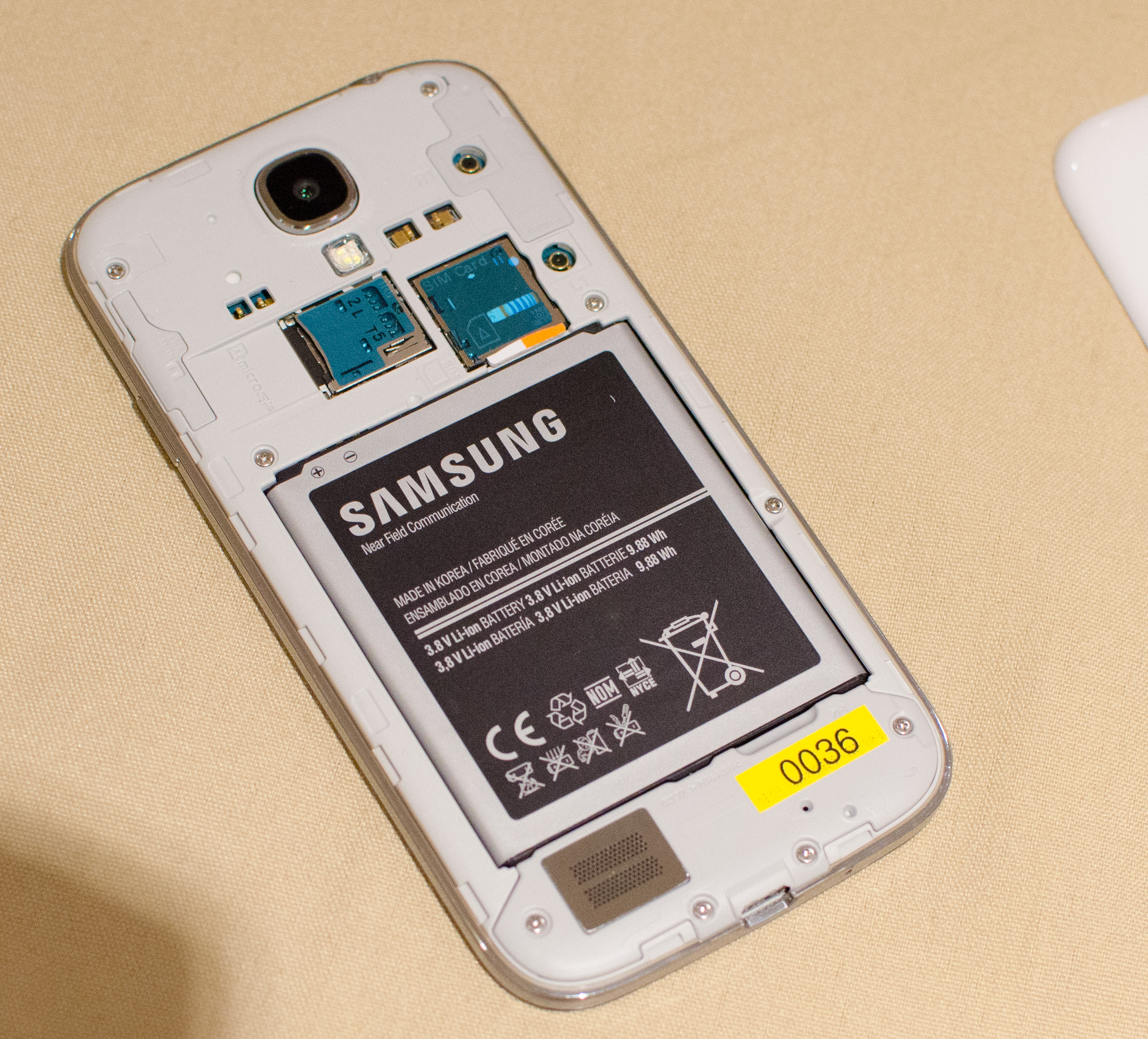 Reageer buitenspiegel opleggen Samsung's Galaxy S 4: Introduction & Hands On
