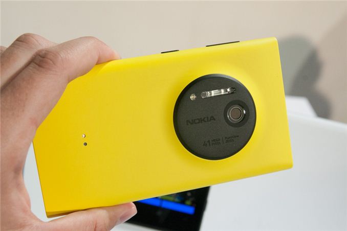 lumia 1020 camera zoom