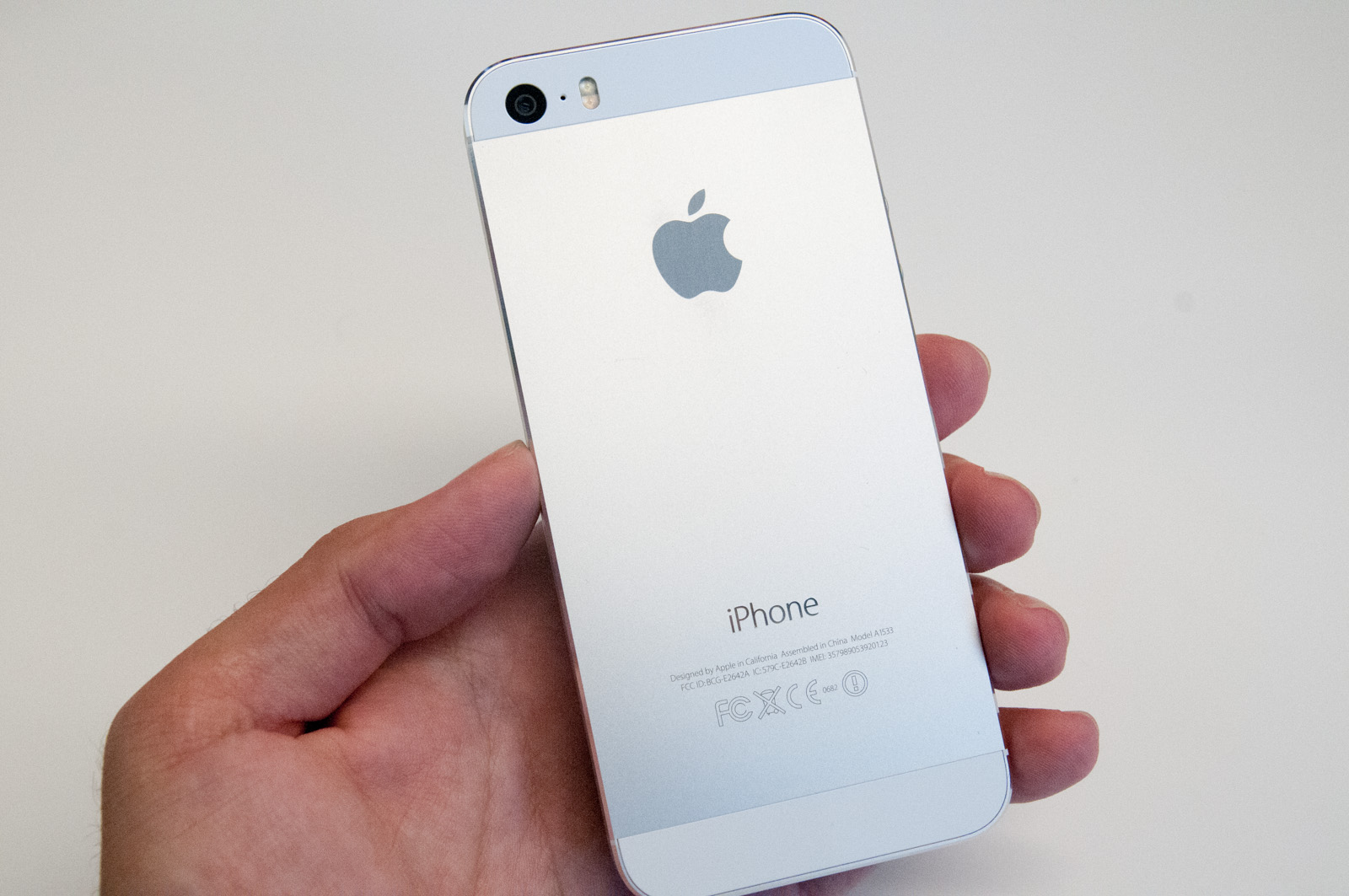 Hands on with the new iPhone 5S