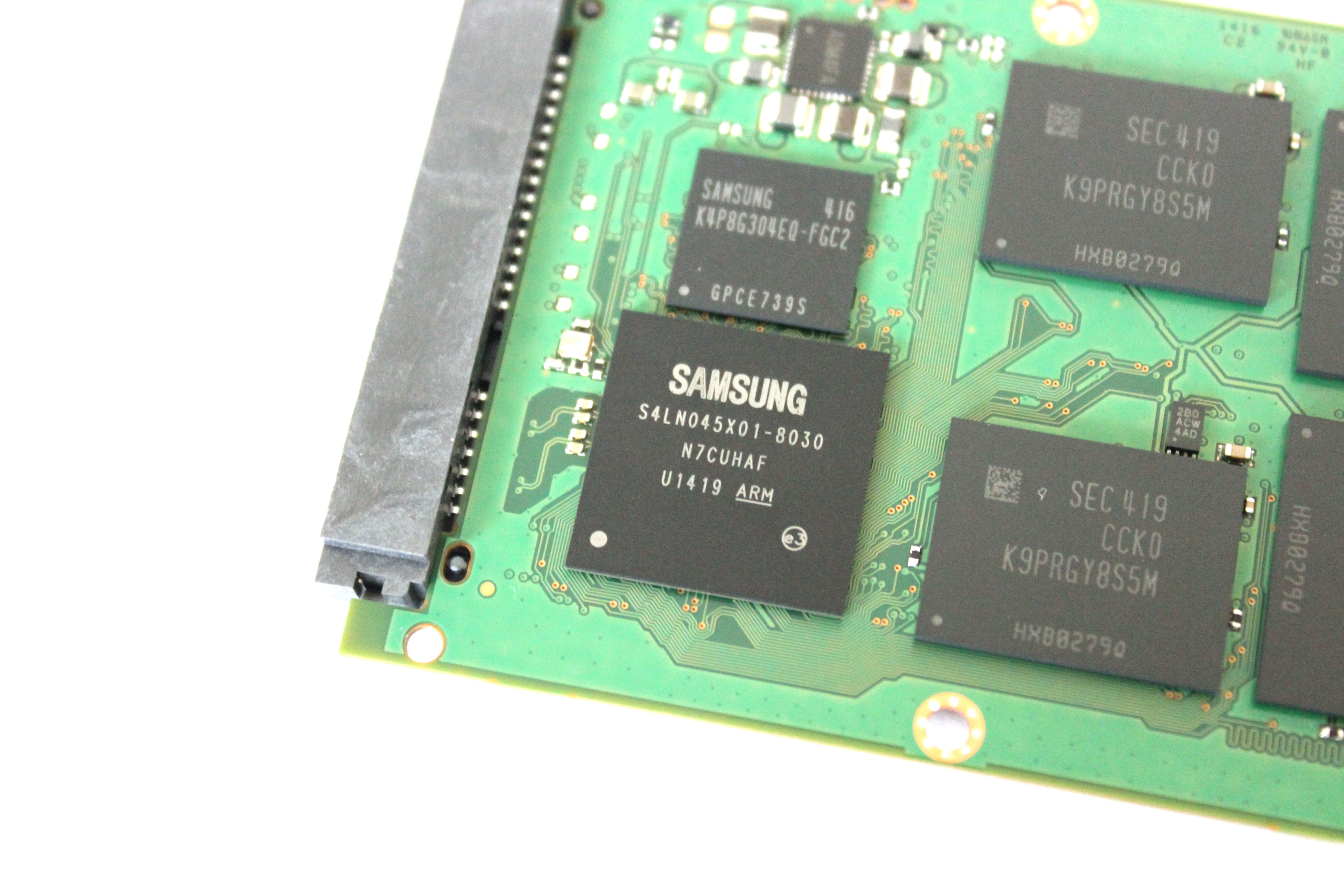 Samsung SSD 850 Pro (128GB, 256GB & 1TB) Review: Enter the ...