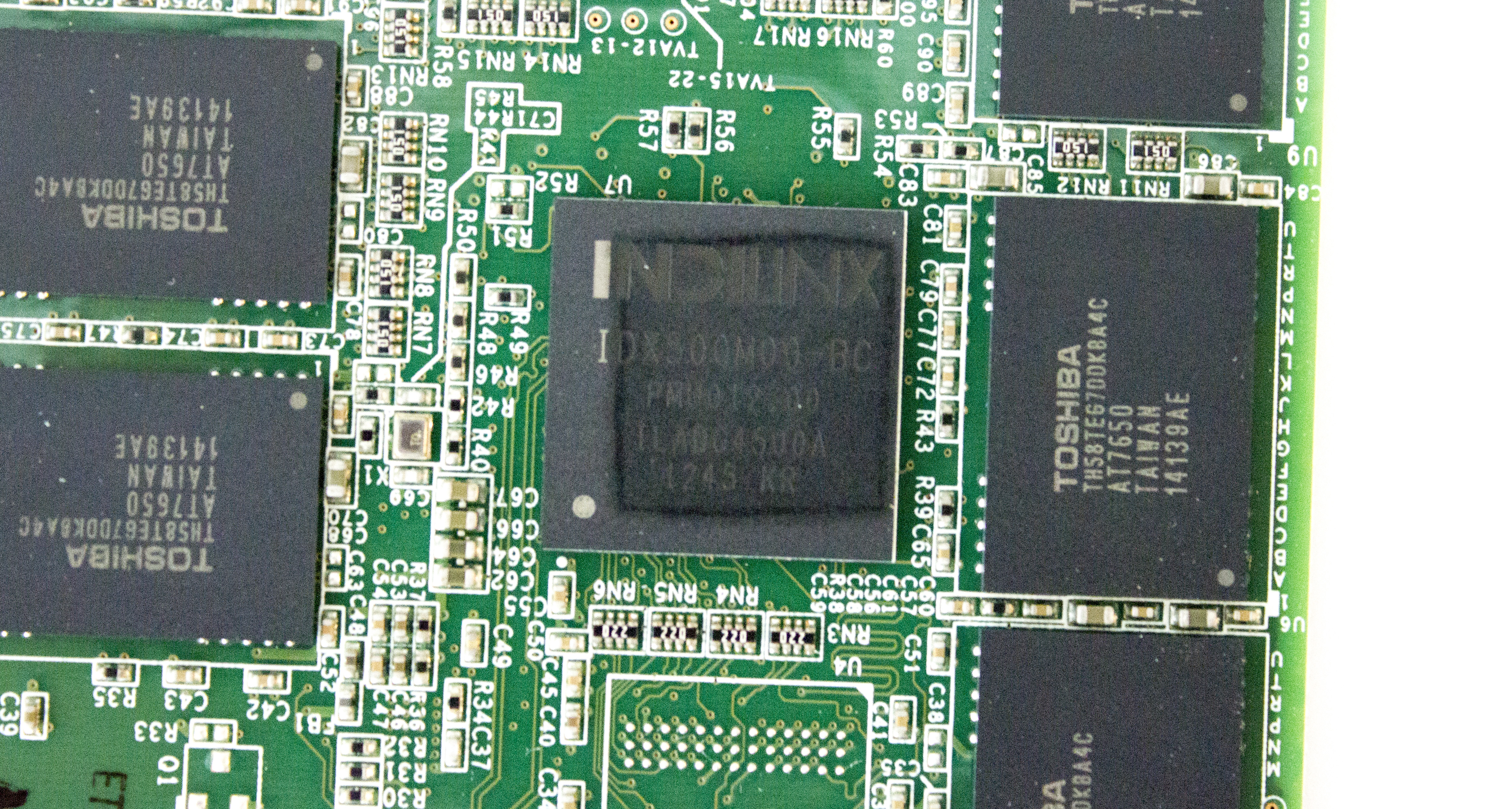 Radeon r5 память