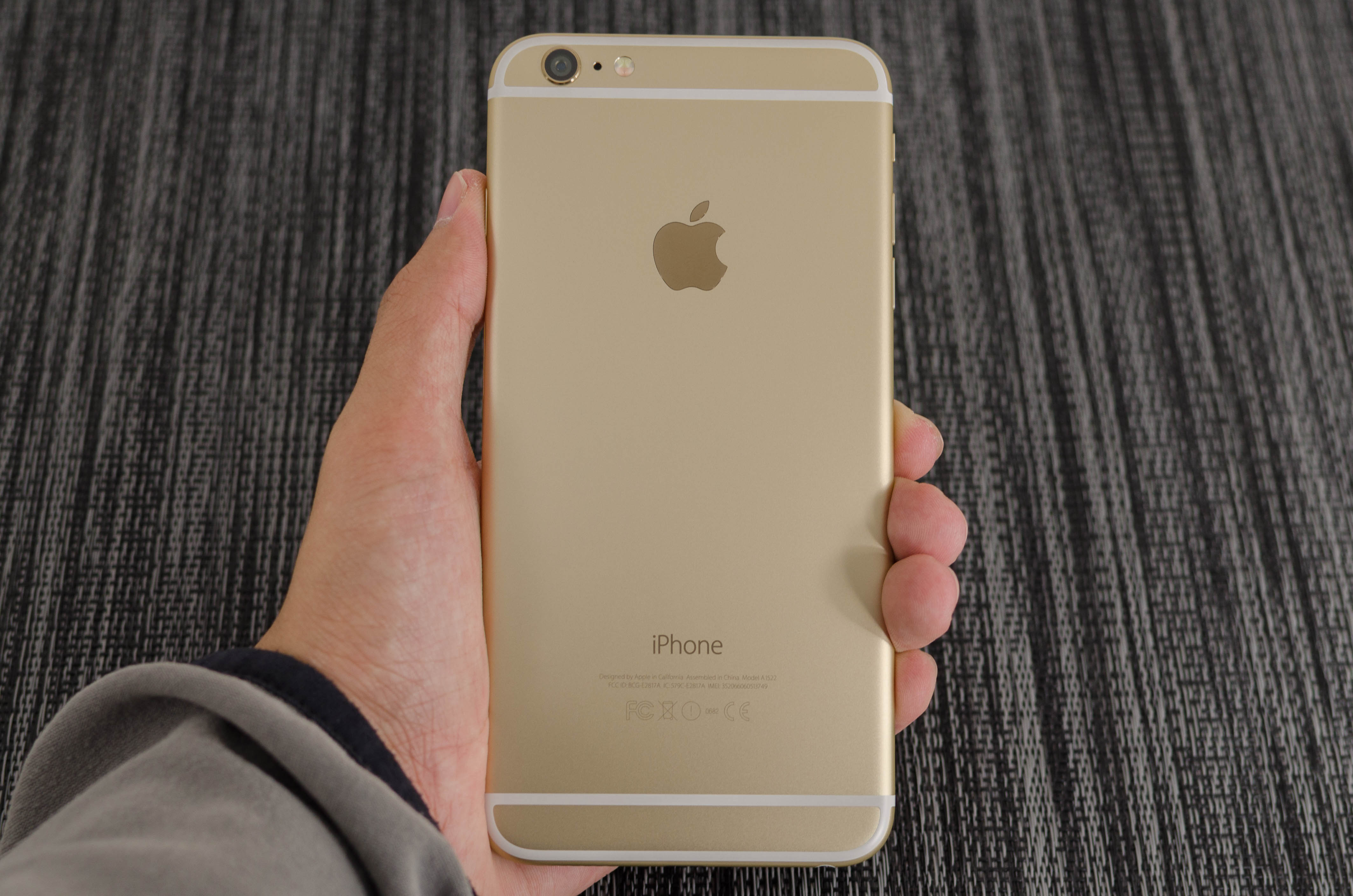 The iPhone Plus Mini-Review: Apple's First Phablet