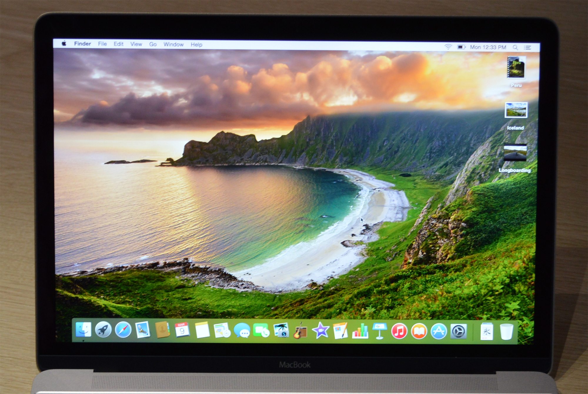 monitors for macbook pro 2015