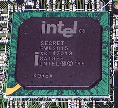 Graphics & Memory Controller Hub - Intel 815 Chipset