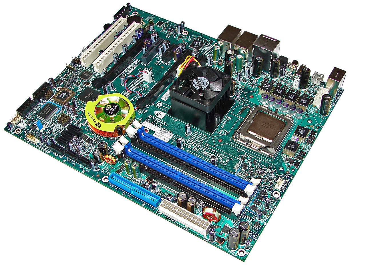 Nvidia nforce networking. N780sli чипсет. Intel 975x Depo. NVIDIA NFORCE. NVIDIA NFORCE видеокарта 2004.