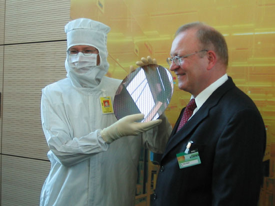 A 300mm 90nm wafer from Fab 36