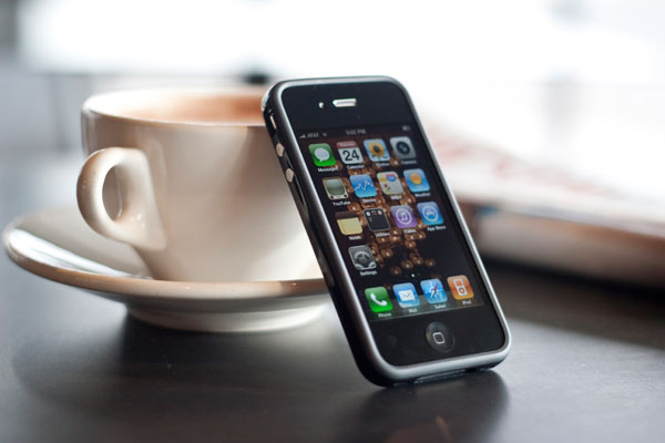 Review: Apple iPhone 4