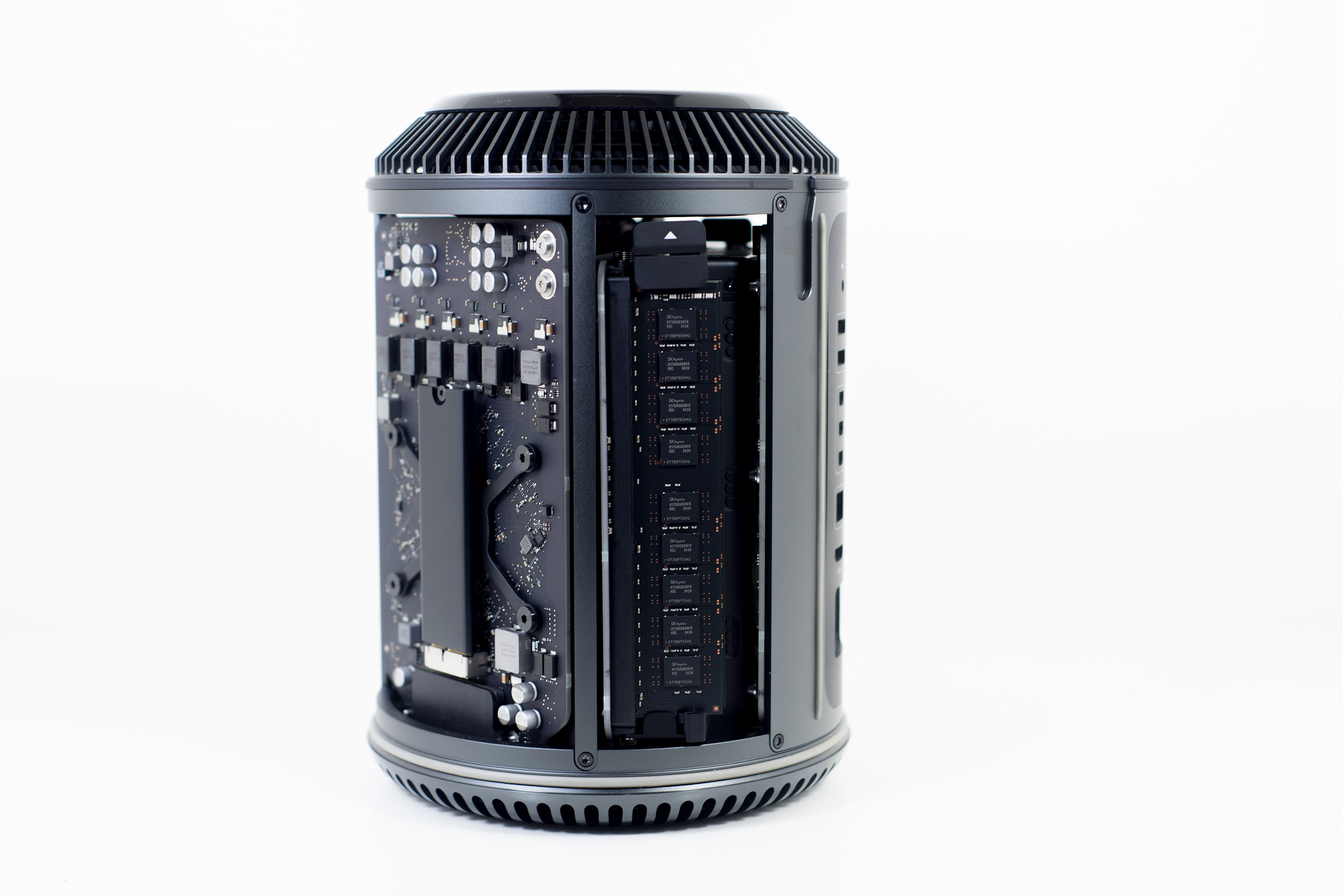 SSD, Dual Gigabit Ethernet & 802.11ac WiFi - The Mac Pro Review