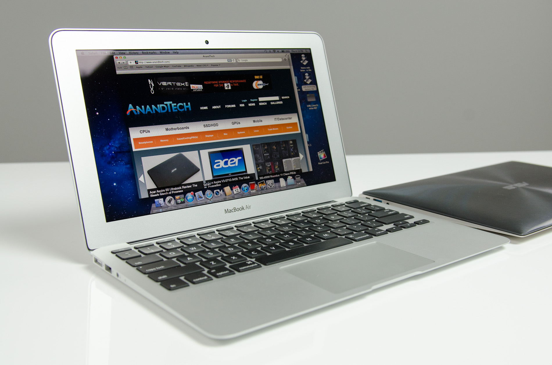 The Display - The 2012 MacBook Air (11 & 13-inch) Review