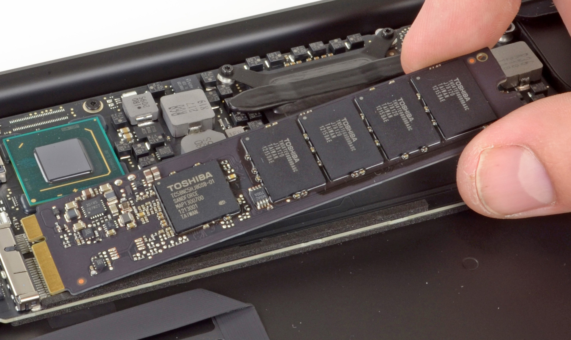 macbook pro retina 2012 ssd type