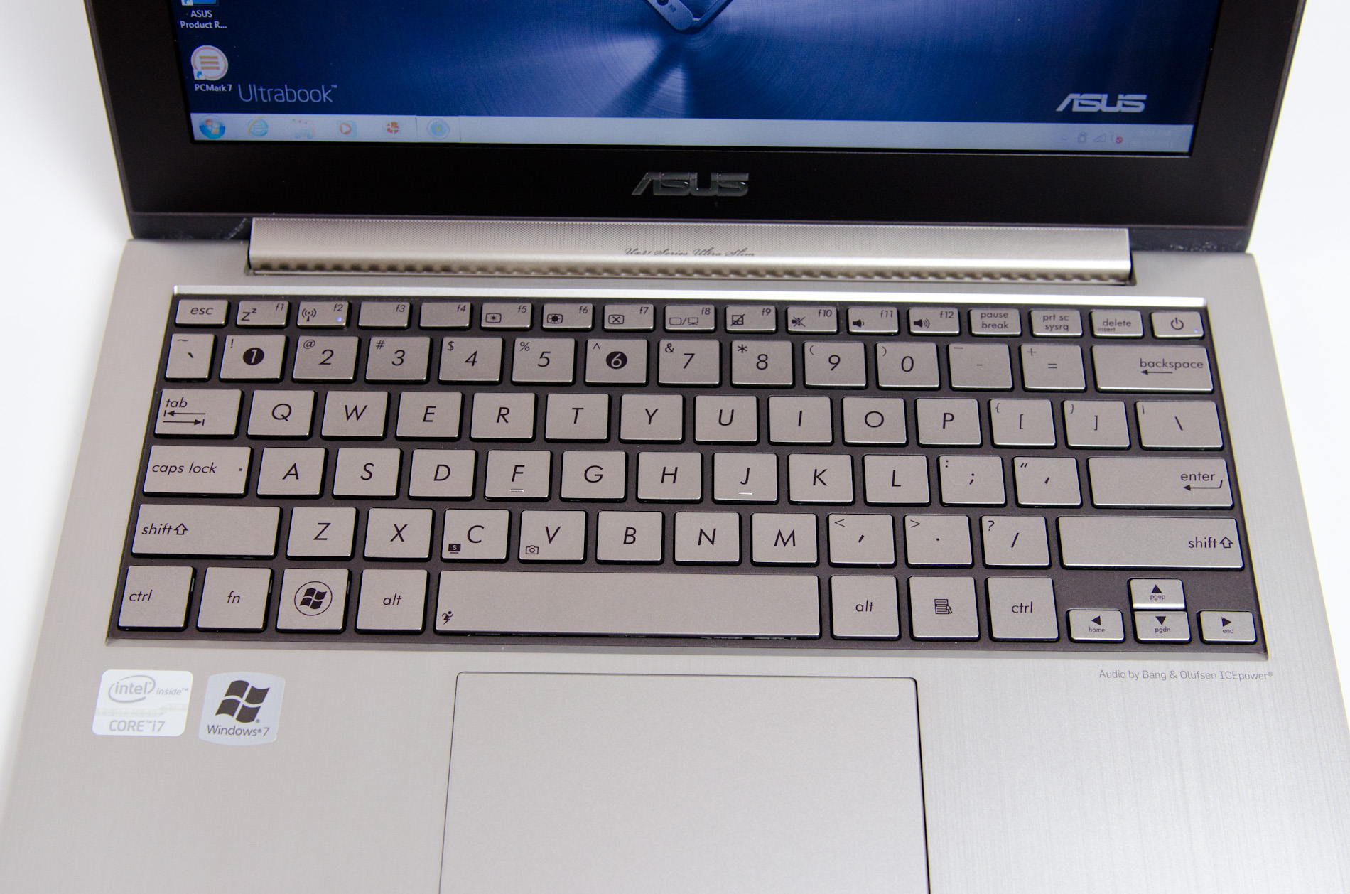 ASUS Zenbook (UX21) Review