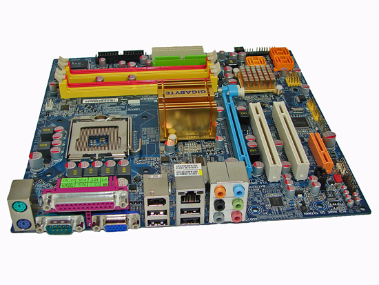 Gigabyte GA-G33M-DS2R: Board Layout and Features - µATX Part