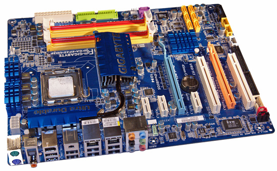 Board Layout It s all good Gigabyte GA EP45 UD3P P45 at