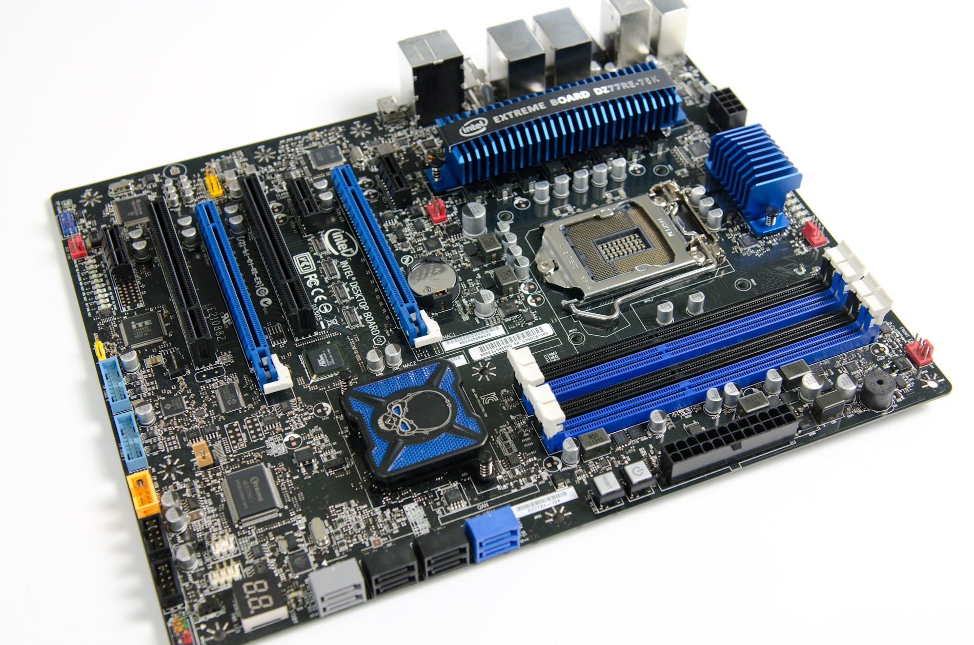 conversation Staple Hold Intel Brings TRIM to RAID-0 SSD Arrays on 7-Series Motherboards, We Test It