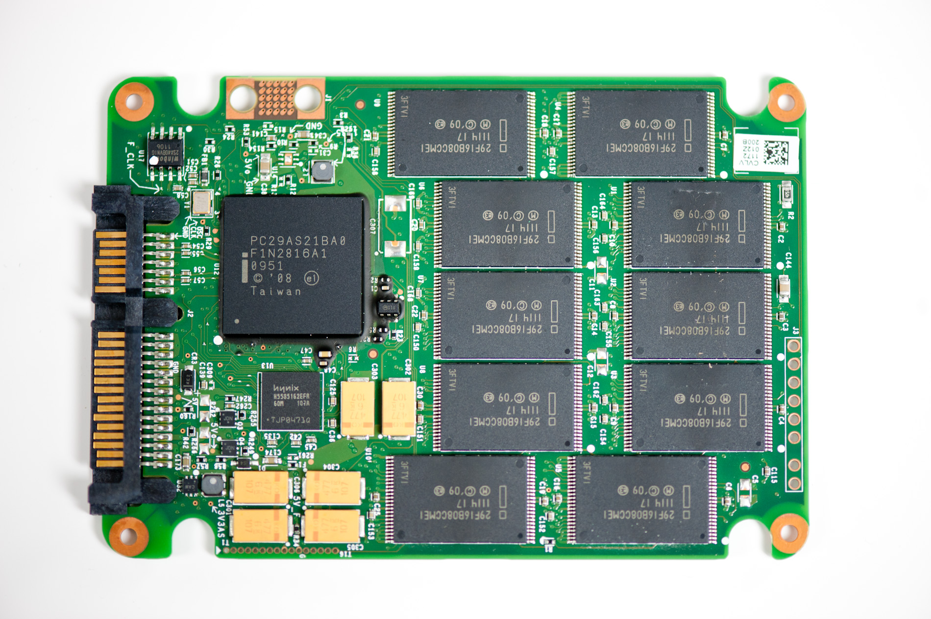 Кэш память диска. Intel 710. Кэш контроллер. Контроллер памяти SSD. SSD Board.