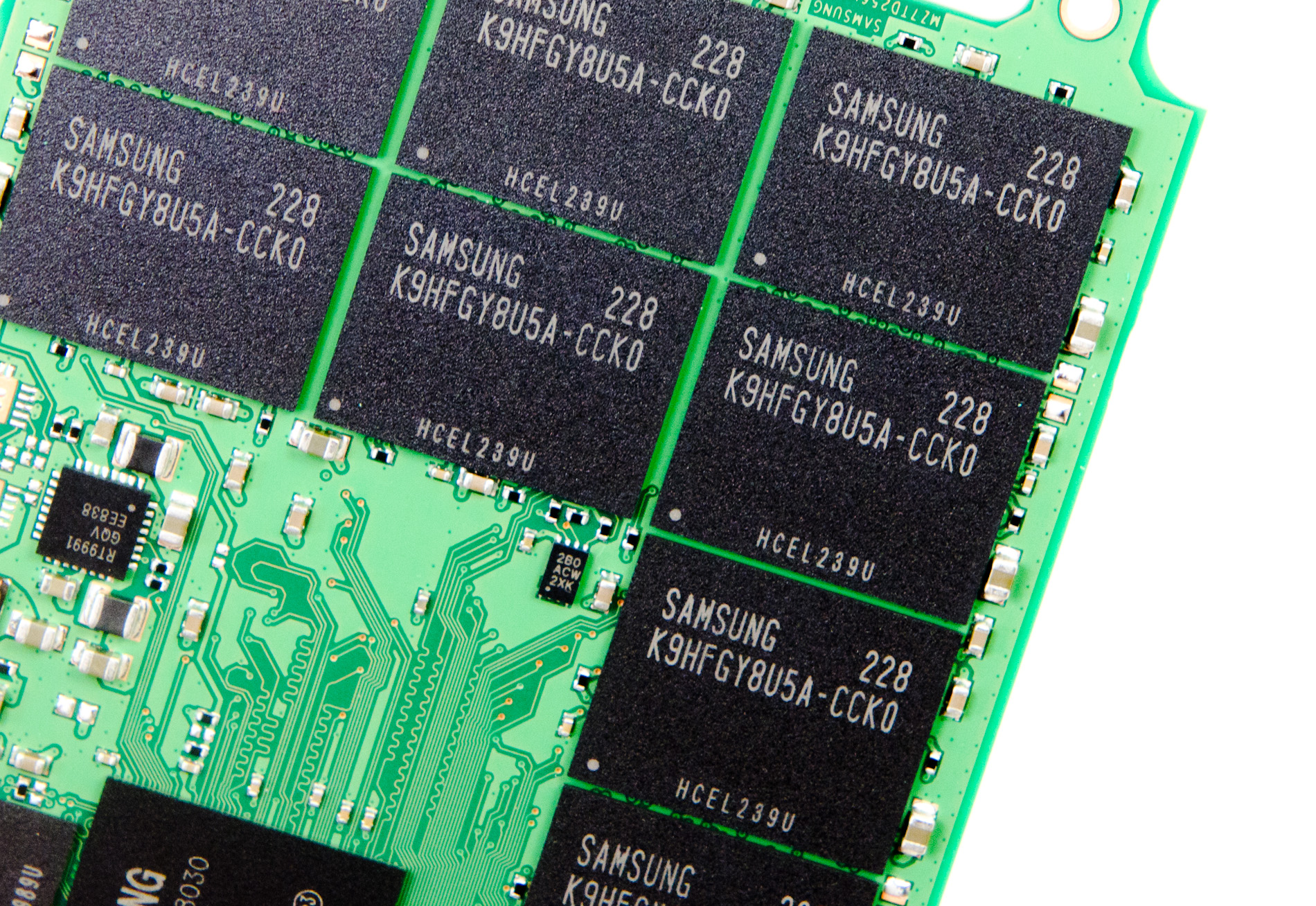 Samsung SSD 840 Pro Review