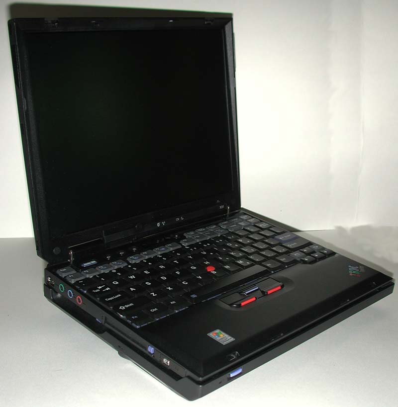 Features - Hardware - IBM ThinkPad X31 1.4GHz Pentium M: A 